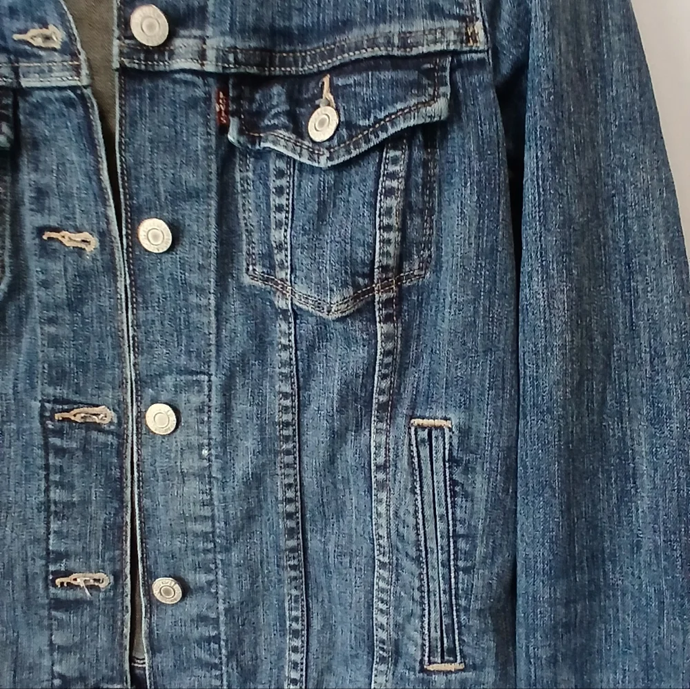 Levi's Jean Jacket Women's Small Coastal Cowgirl Trucker Denim - Picture 5 of 6